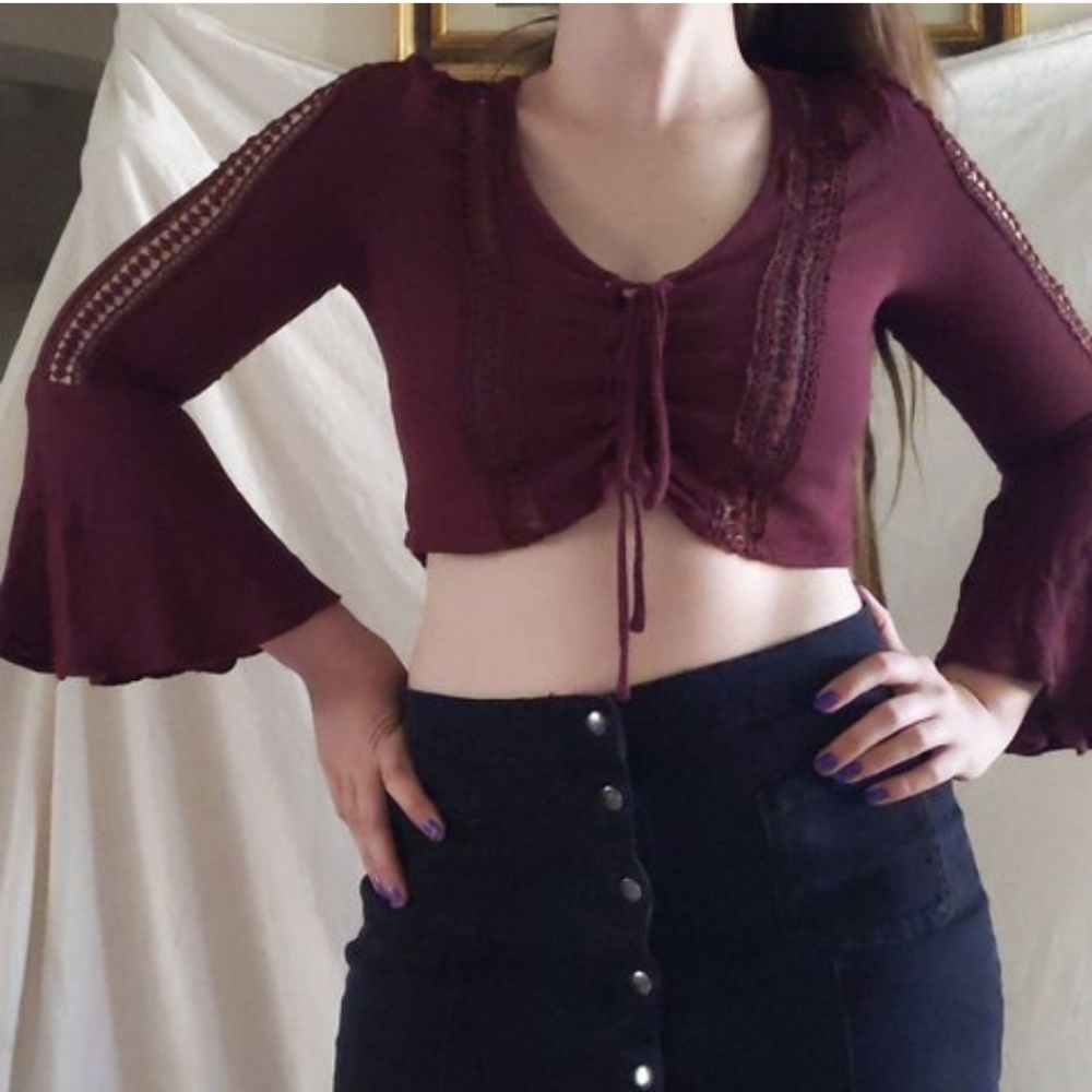 ❤️‍🔥3 for $15 Windsor Burgundy Bell Sleeve Lace-up crop top!